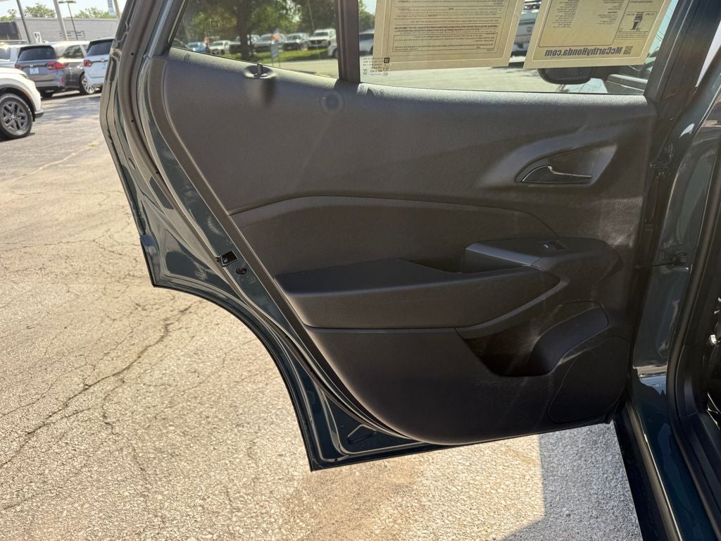 2025 Chevrolet Trax LT