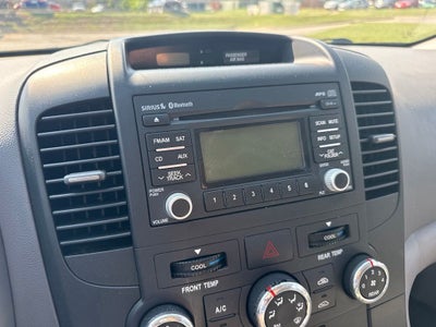 2014 Kia Sedona LX