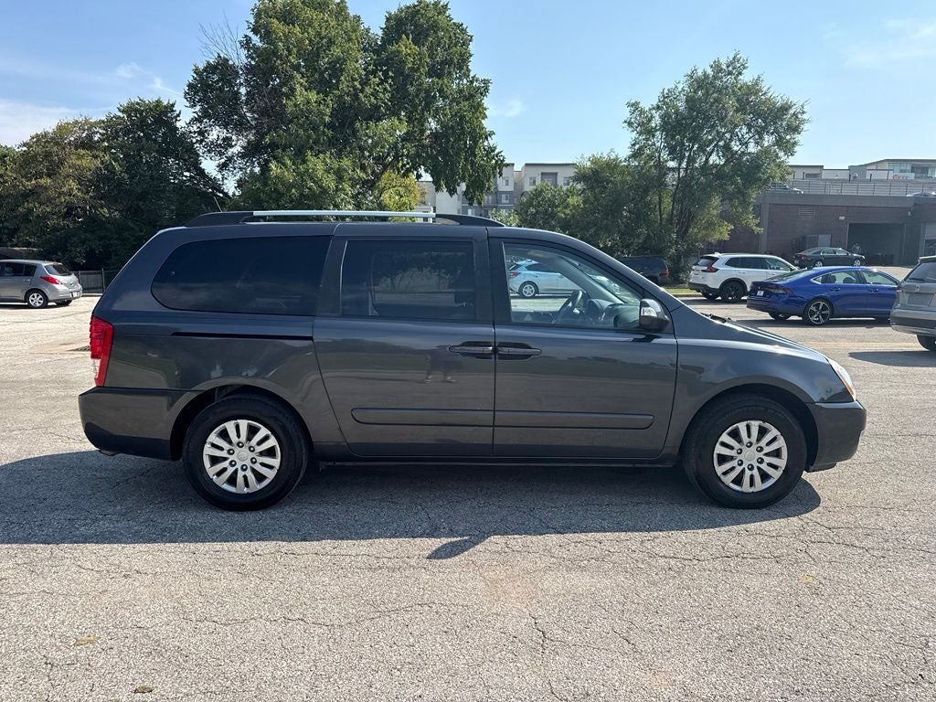 2014 Kia Sedona LX