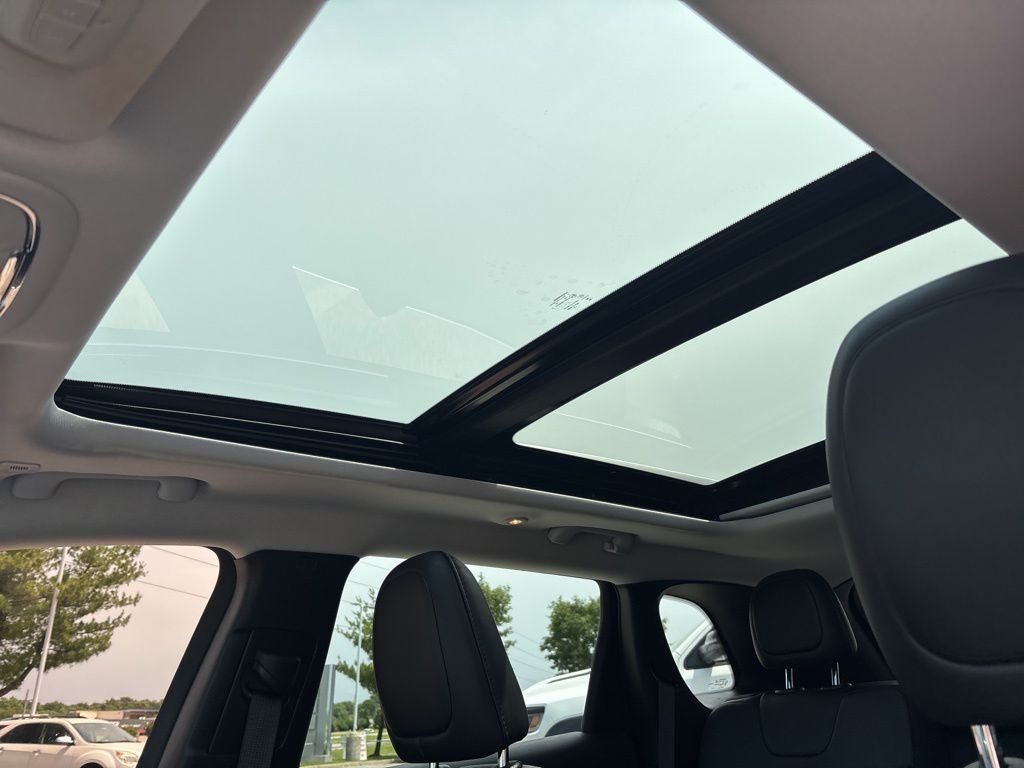 2019 Jeep Cherokee Overland