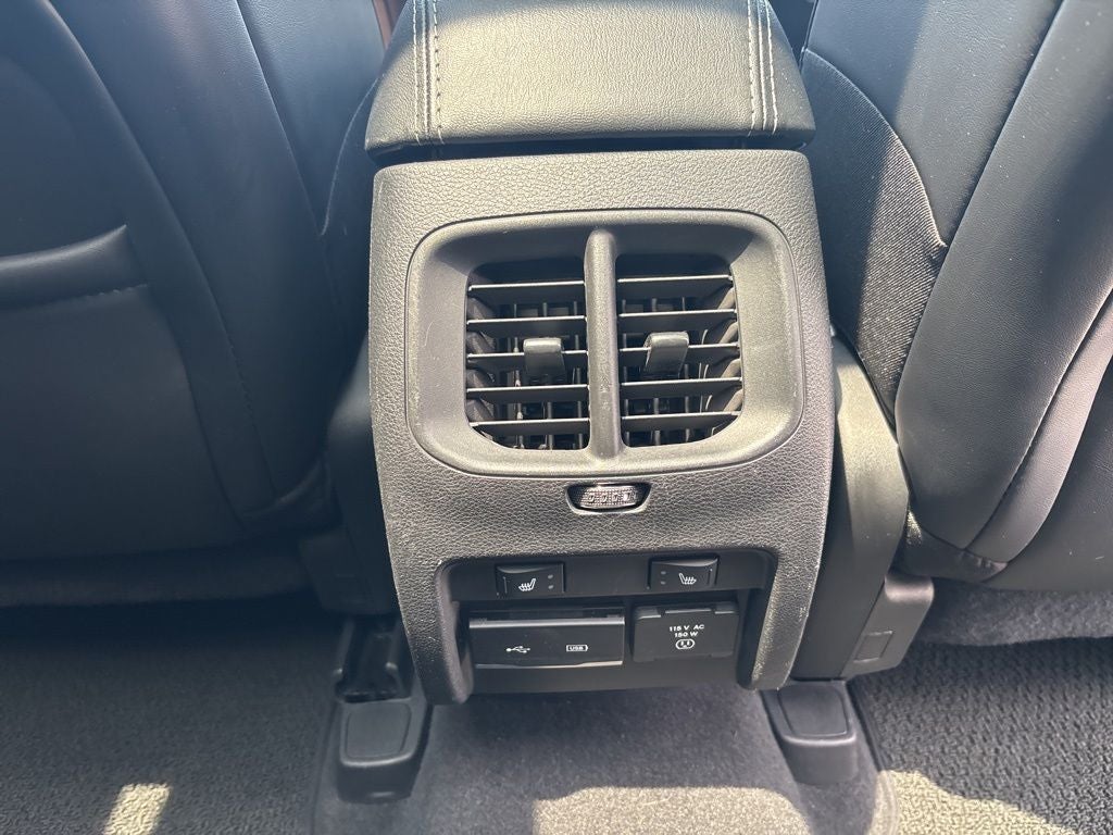 2019 Jeep Cherokee Overland