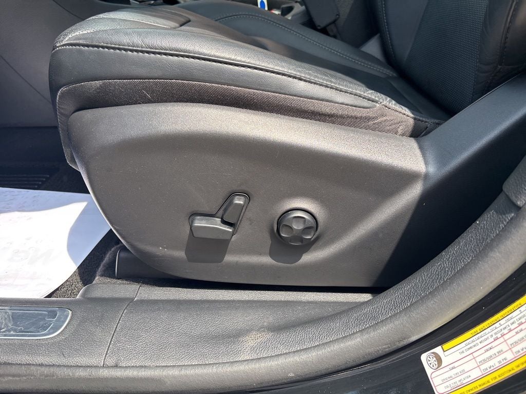 2019 Jeep Cherokee Overland