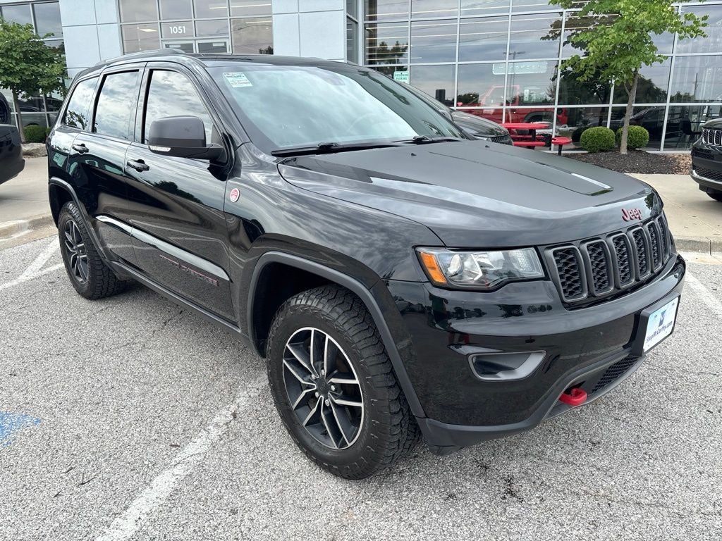Used 2020 Jeep Grand Cherokee Trailhawk with VIN 1C4RJFLG1LC127276 for sale in Kansas City