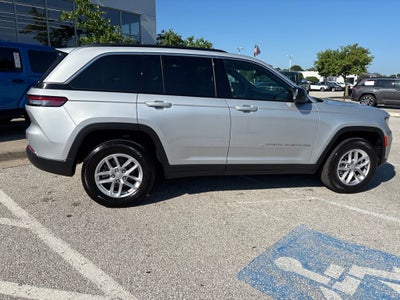 2024 Jeep Grand Cherokee Laredo X 4x4