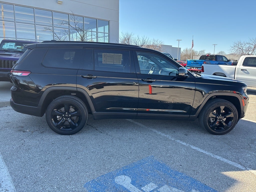 2023 Jeep Grand Cherokee L Altitude