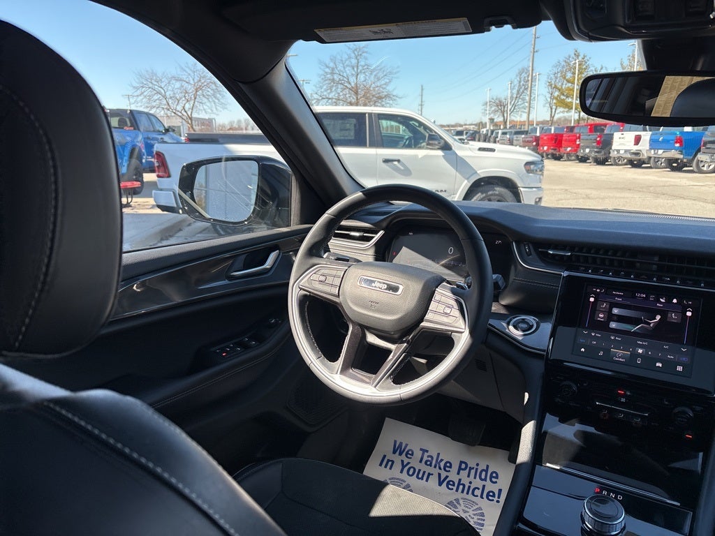 2023 Jeep Grand Cherokee L Altitude