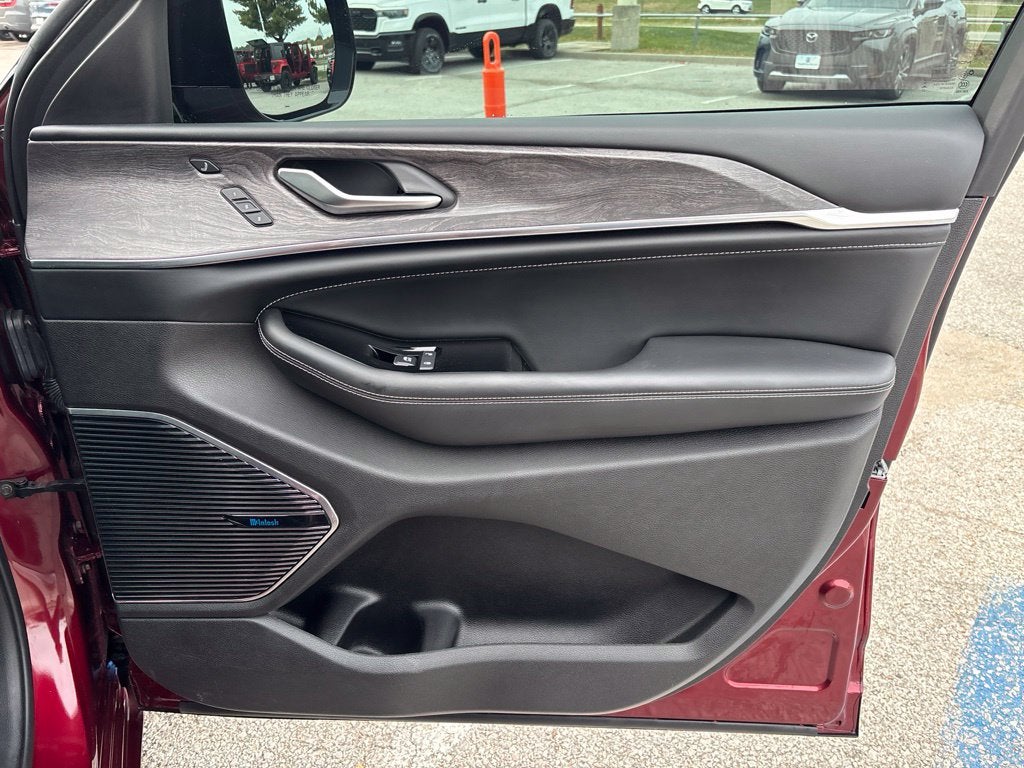 2023 Jeep Grand Cherokee 4xe Overland