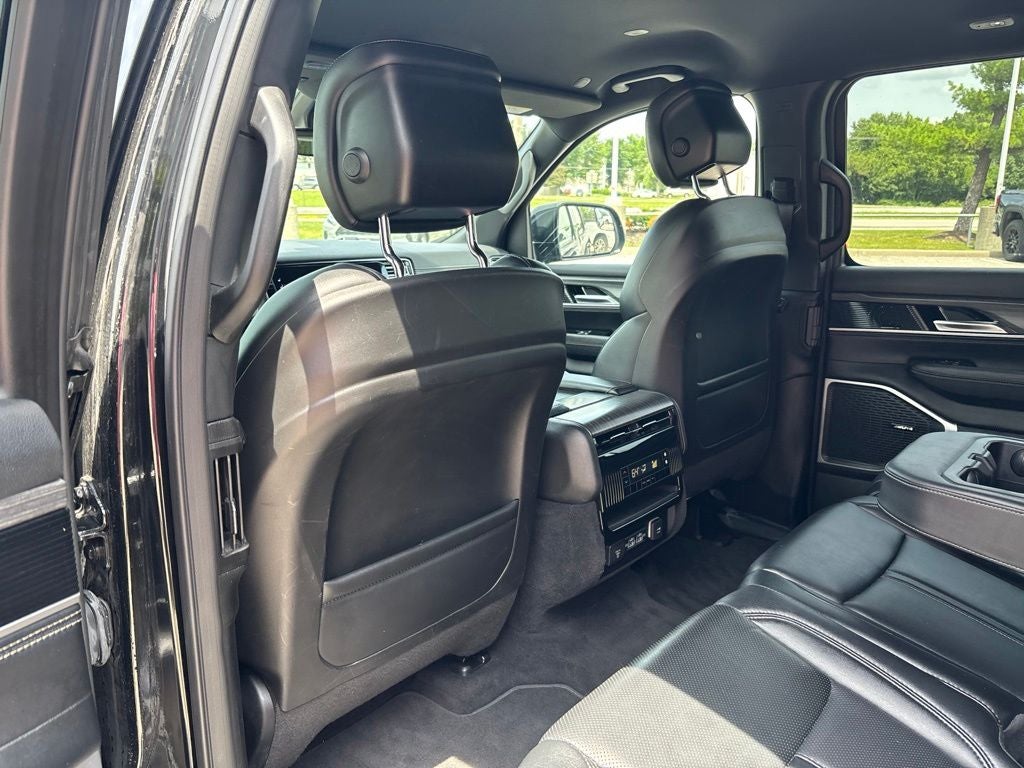2024 Jeep Wagoneer L Series II 4x4
