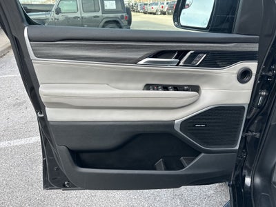 2024 Jeep Wagoneer L Series II