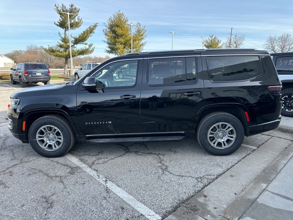 2024 Jeep Wagoneer Base