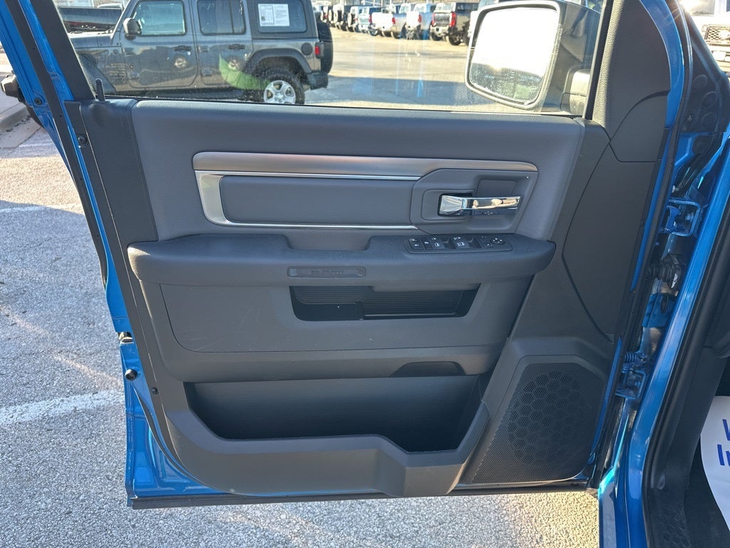 2024 RAM 1500 Classic SLT