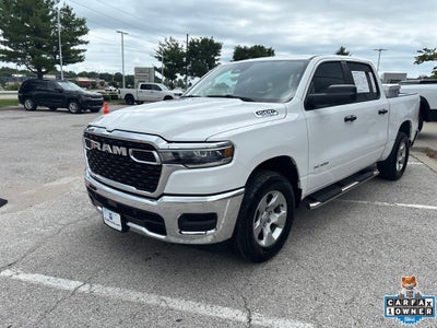 2025 RAM 1500 Tradesman Crew Cab 4x4 5'7' Box