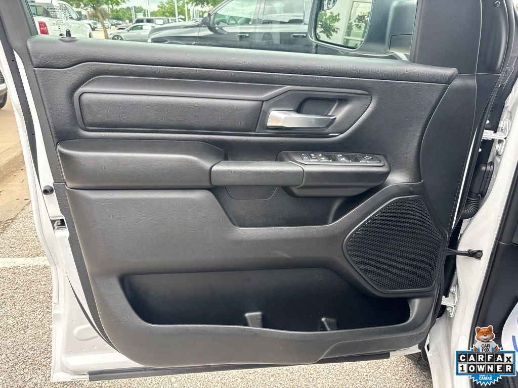 2025 RAM 1500 Tradesman Crew Cab 4x4 5'7' Box