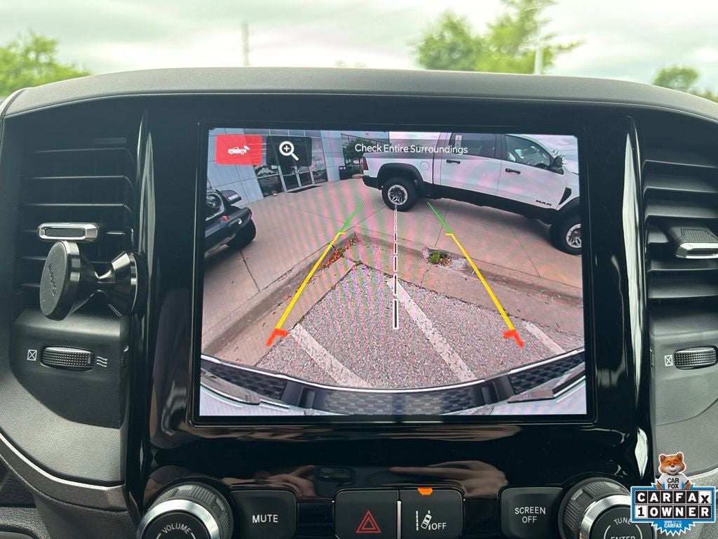 2025 RAM 1500 Tradesman Crew Cab 4x4 5'7' Box