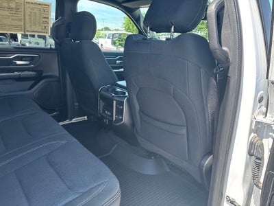 2020 RAM 1500 Big Horn Crew Cab 4x4 5'7' Box