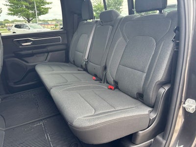 2021 RAM 1500 Big Horn Crew Cab 4x4 5'7' Box