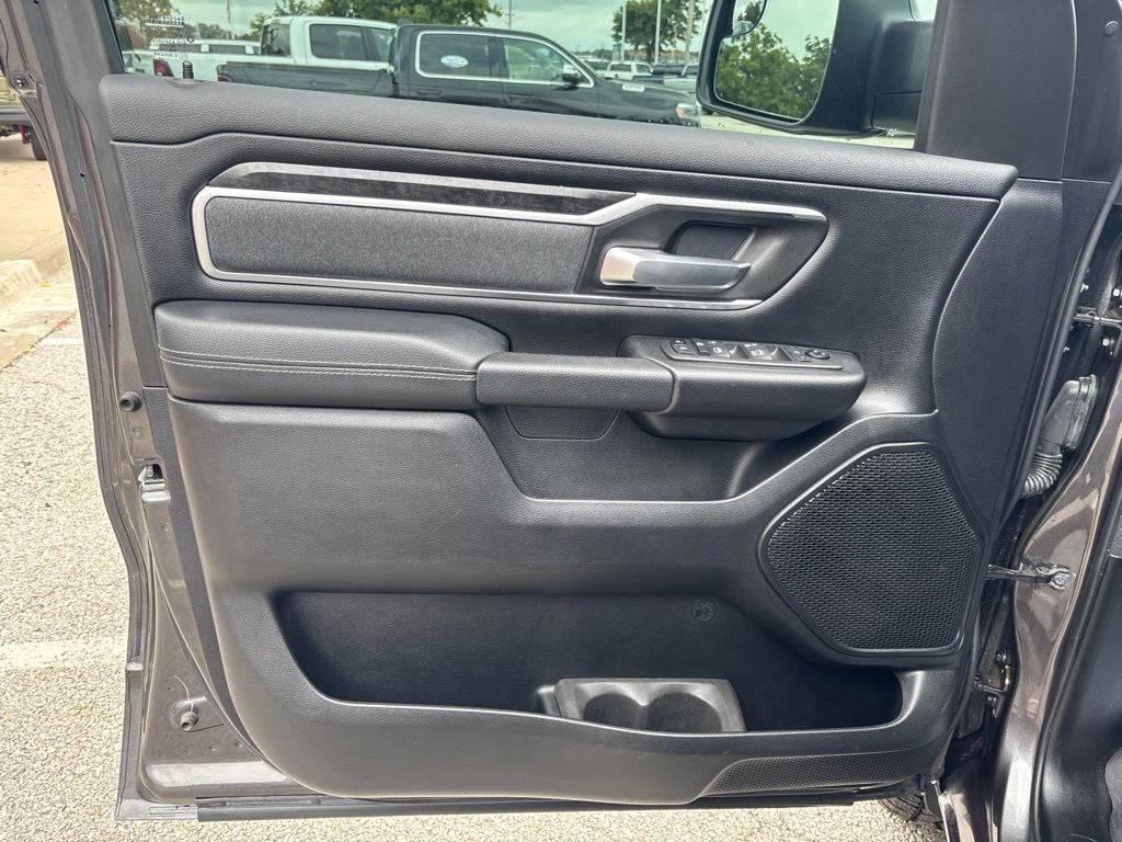 2021 RAM 1500 Big Horn Crew Cab 4x4 5'7' Box