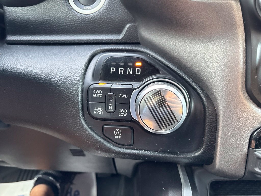 2020 RAM 1500 Big Horn Crew Cab 4x4 5'7' Box