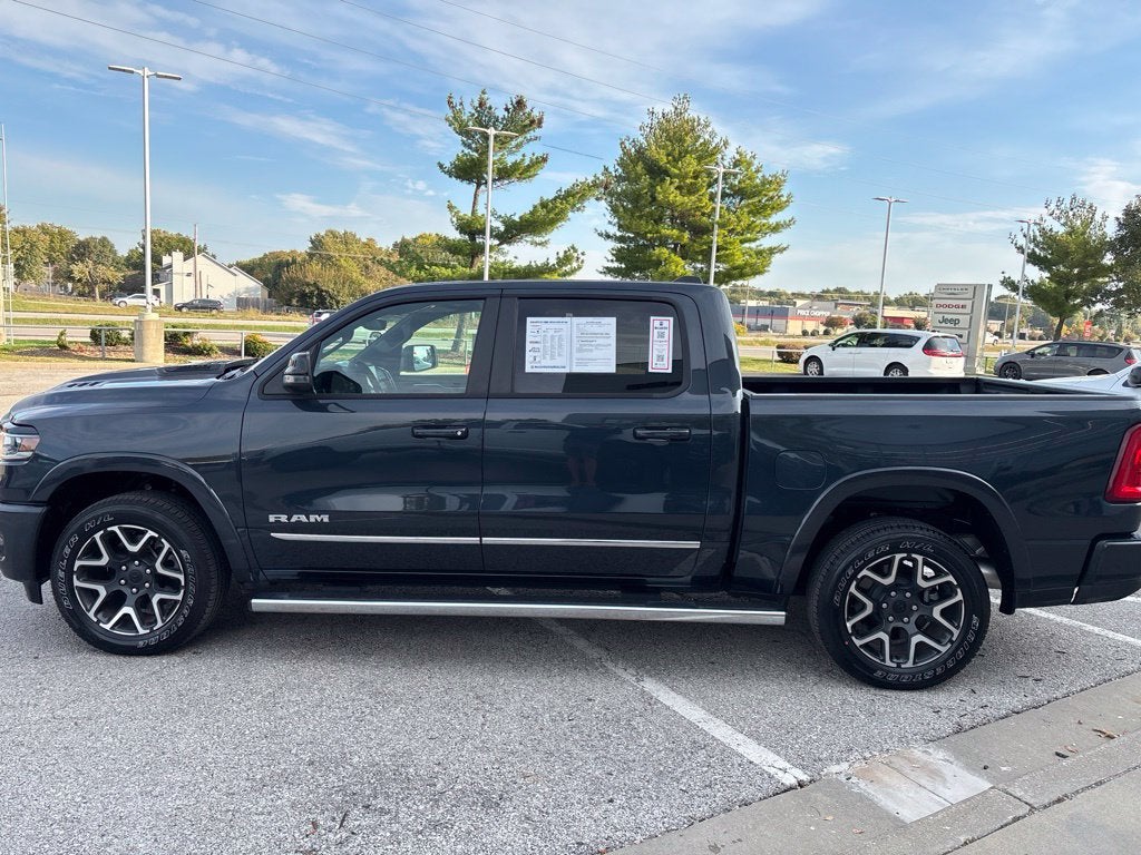 2026 RAM 1500 Laramie Crew Cab 4x4 5'7' Box