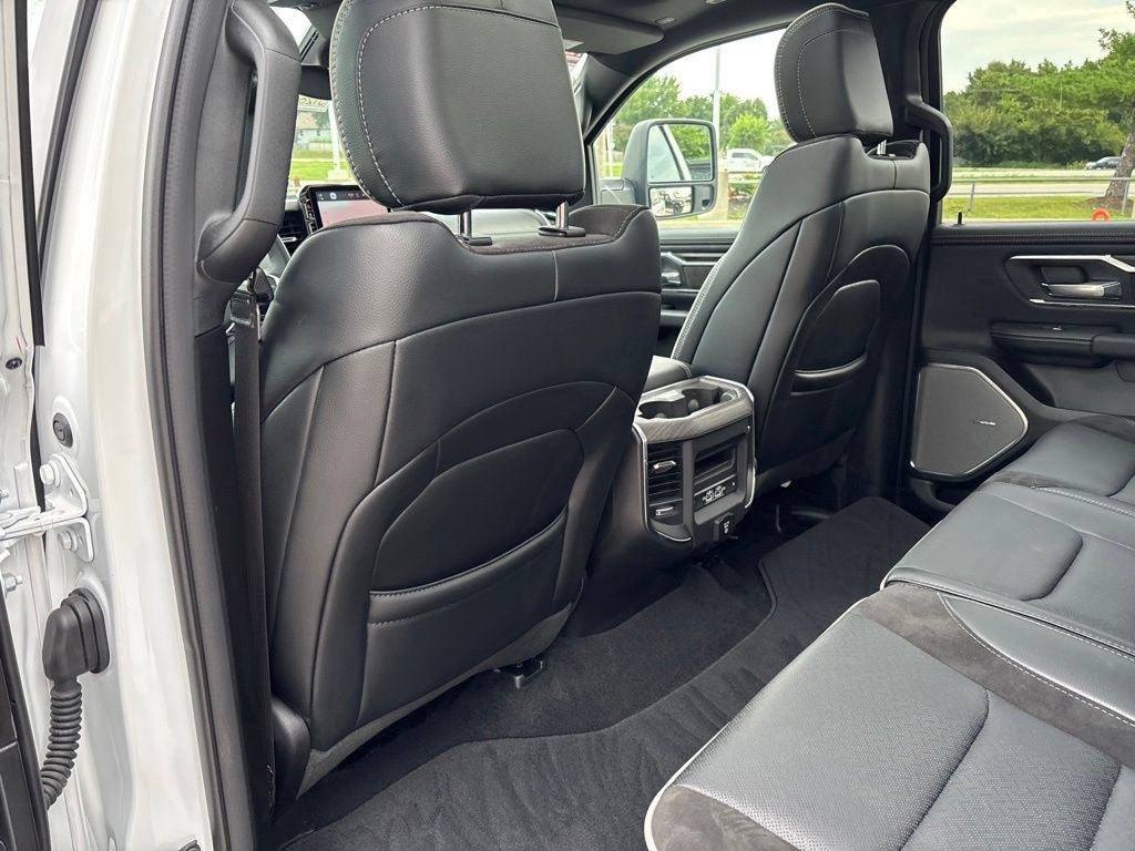 2025 RAM 1500 Laramie Crew Cab 4x4 5'7' Box