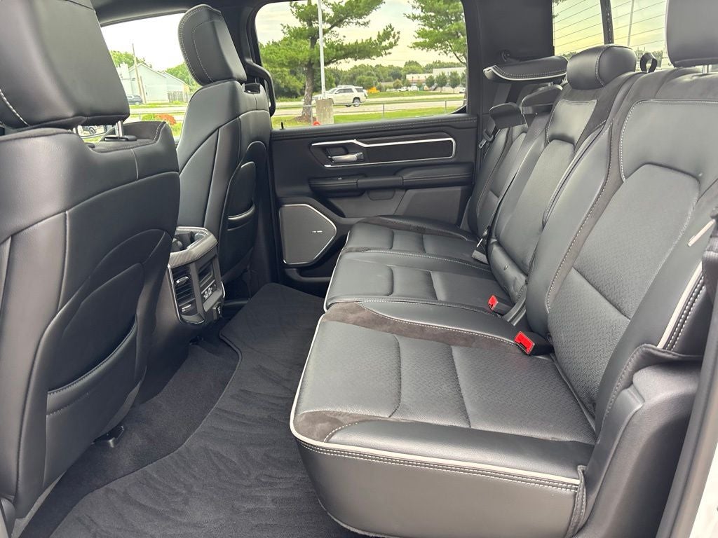 2025 RAM 1500 Laramie Crew Cab 4x4 5'7' Box