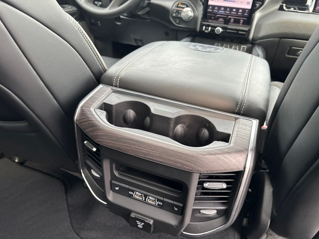 2025 RAM 1500 Laramie Crew Cab 4x4 5'7' Box