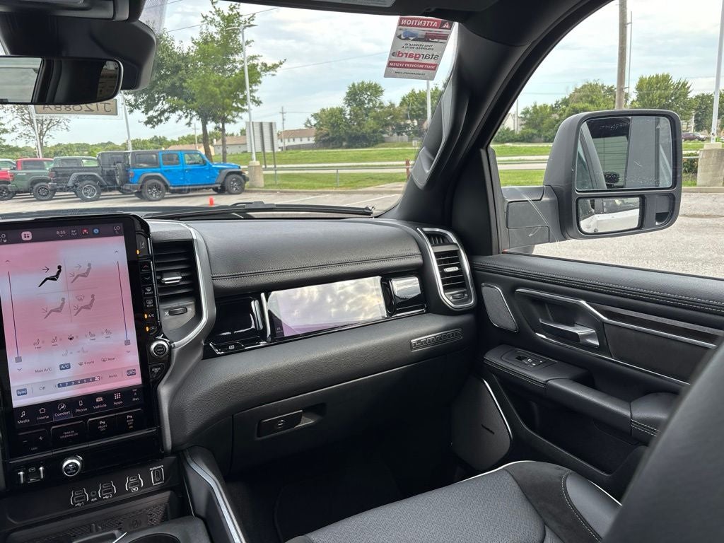 2025 RAM 1500 Laramie Crew Cab 4x4 5'7' Box