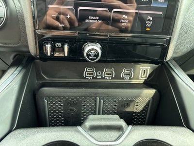 2025 RAM 1500 Laramie Crew Cab 4x4 5'7' Box