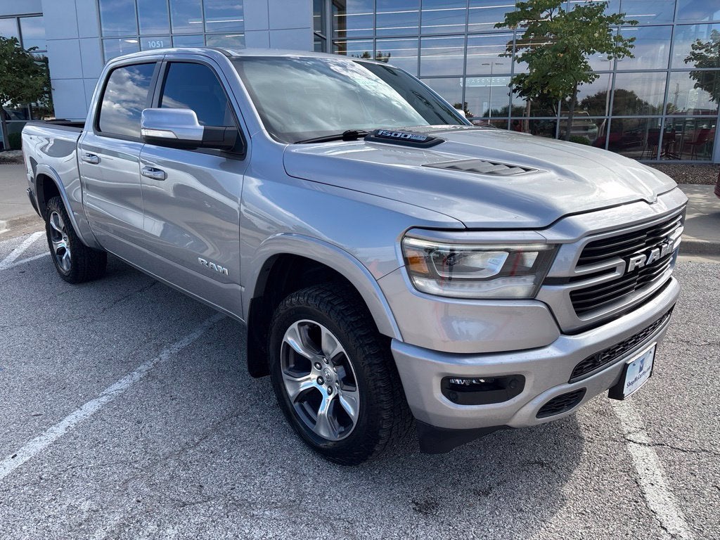 2022 RAM 1500 Laramie Crew Cab 4x4 5'7' Box