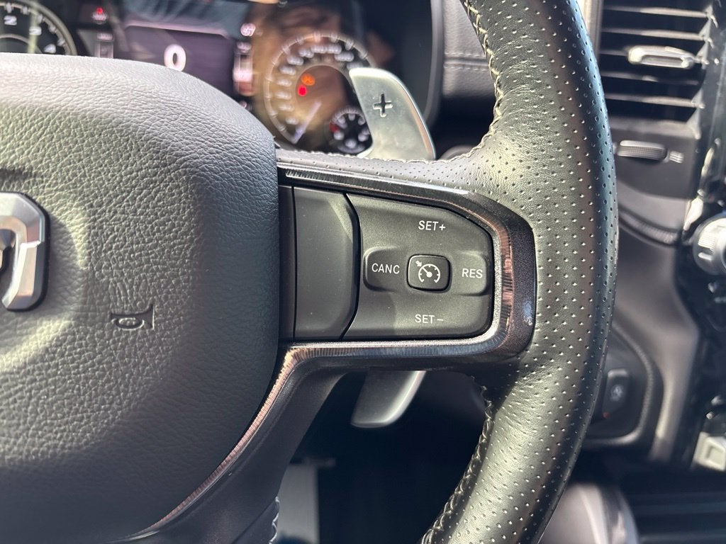 2022 RAM 1500 Laramie Crew Cab 4x4 5'7' Box