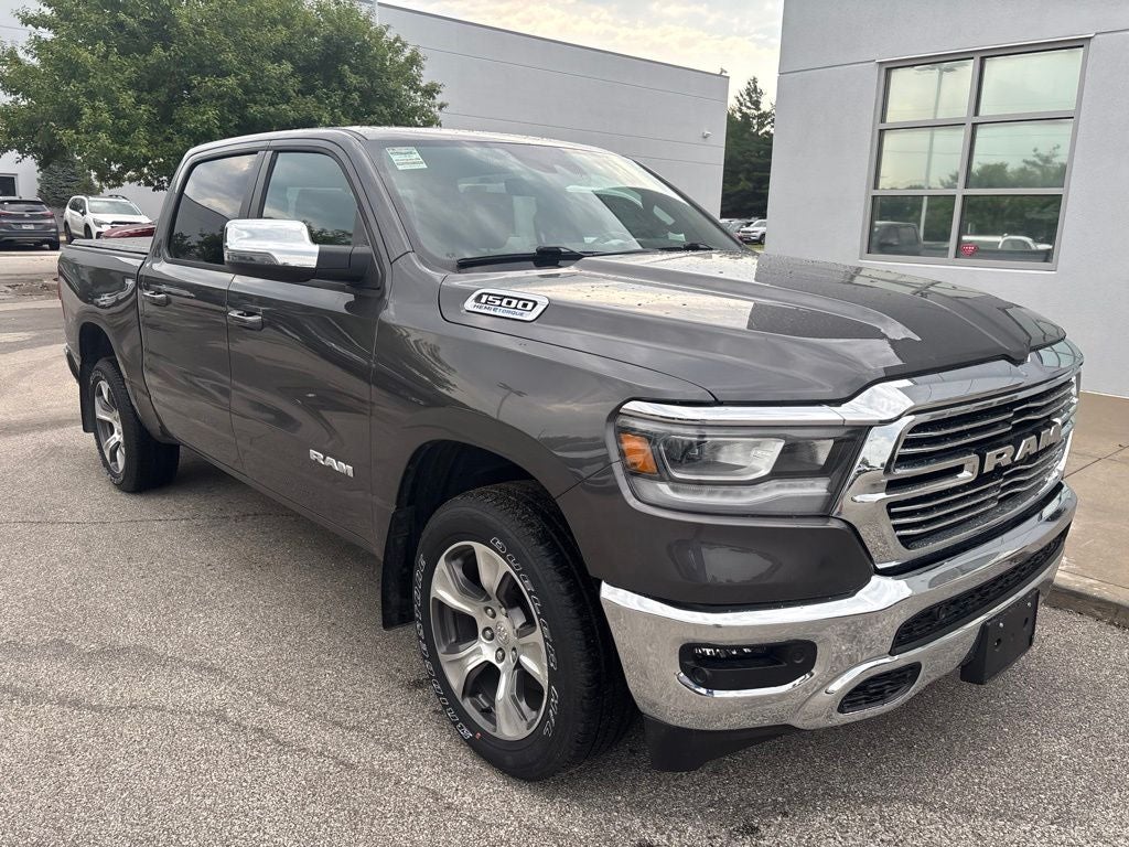 2024 RAM 1500 Laramie Crew Cab 4x4 5'7' Box