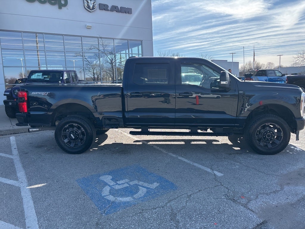 2024 Ford F-350SD Lariat