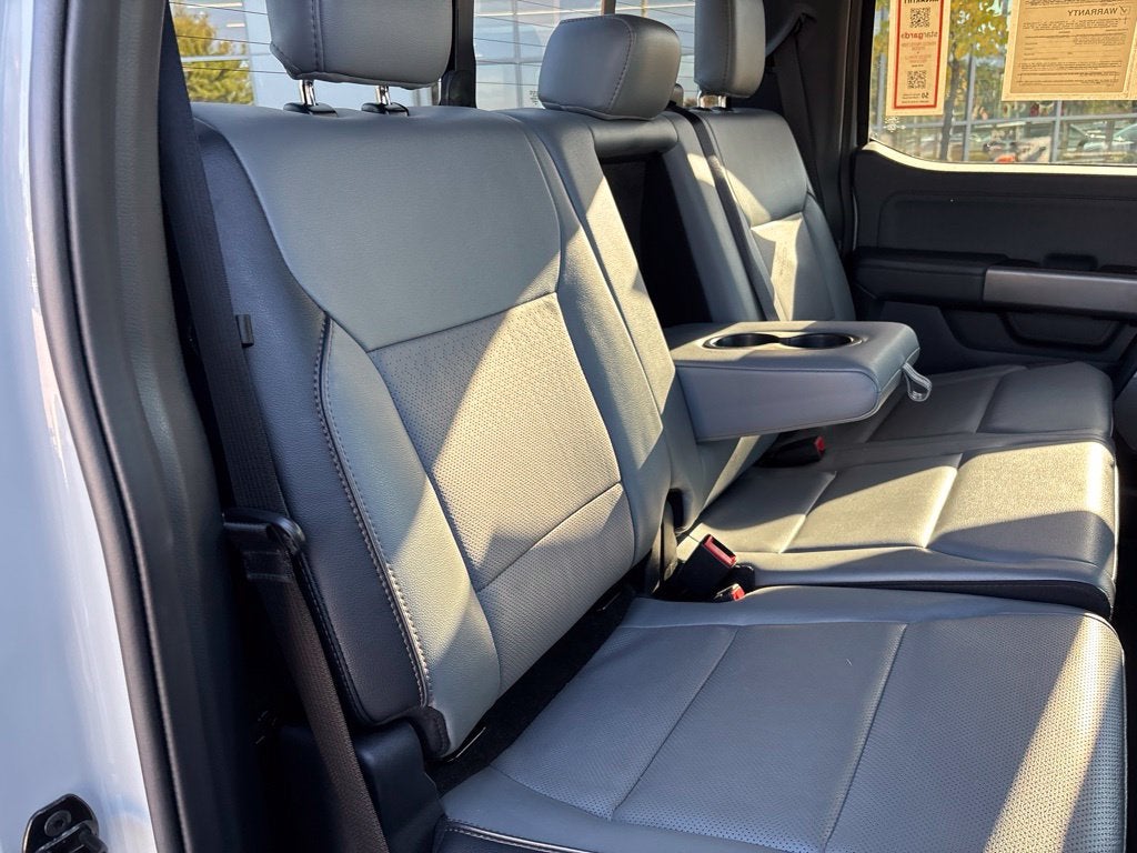 2023 Ford F-150 Lightning LARIAT
