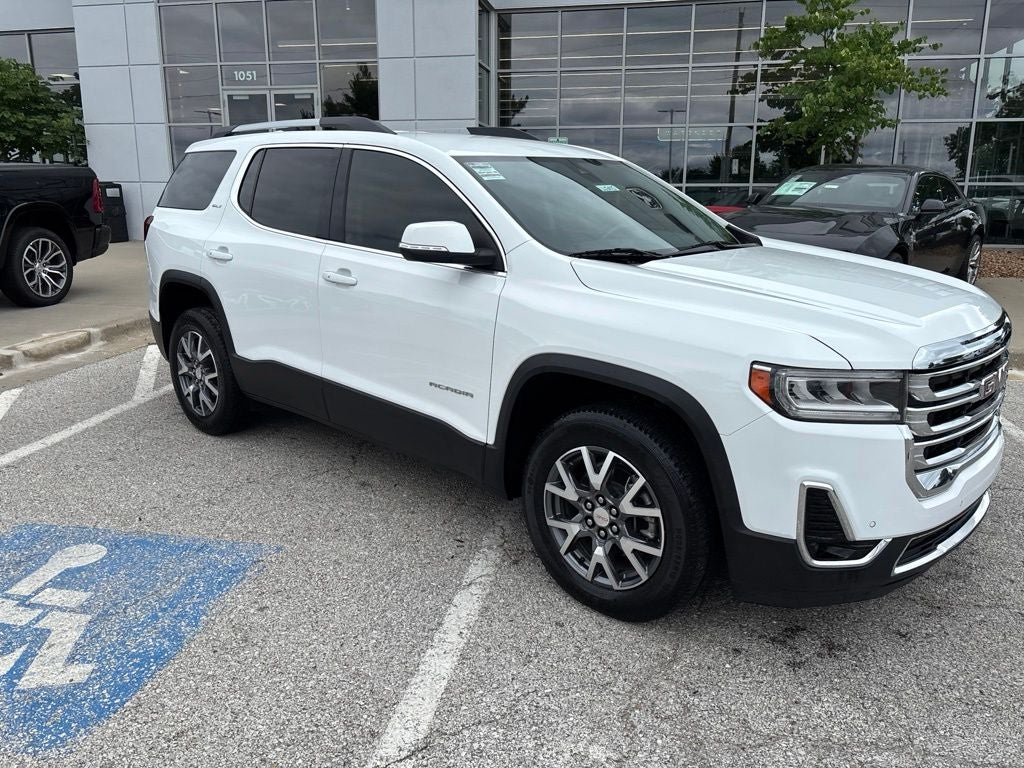 2023 GMC Acadia FWD SLT