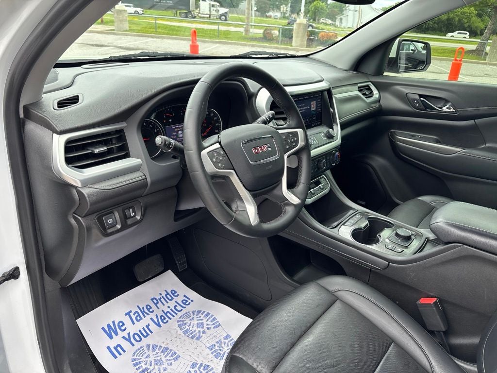 2023 GMC Acadia FWD SLT