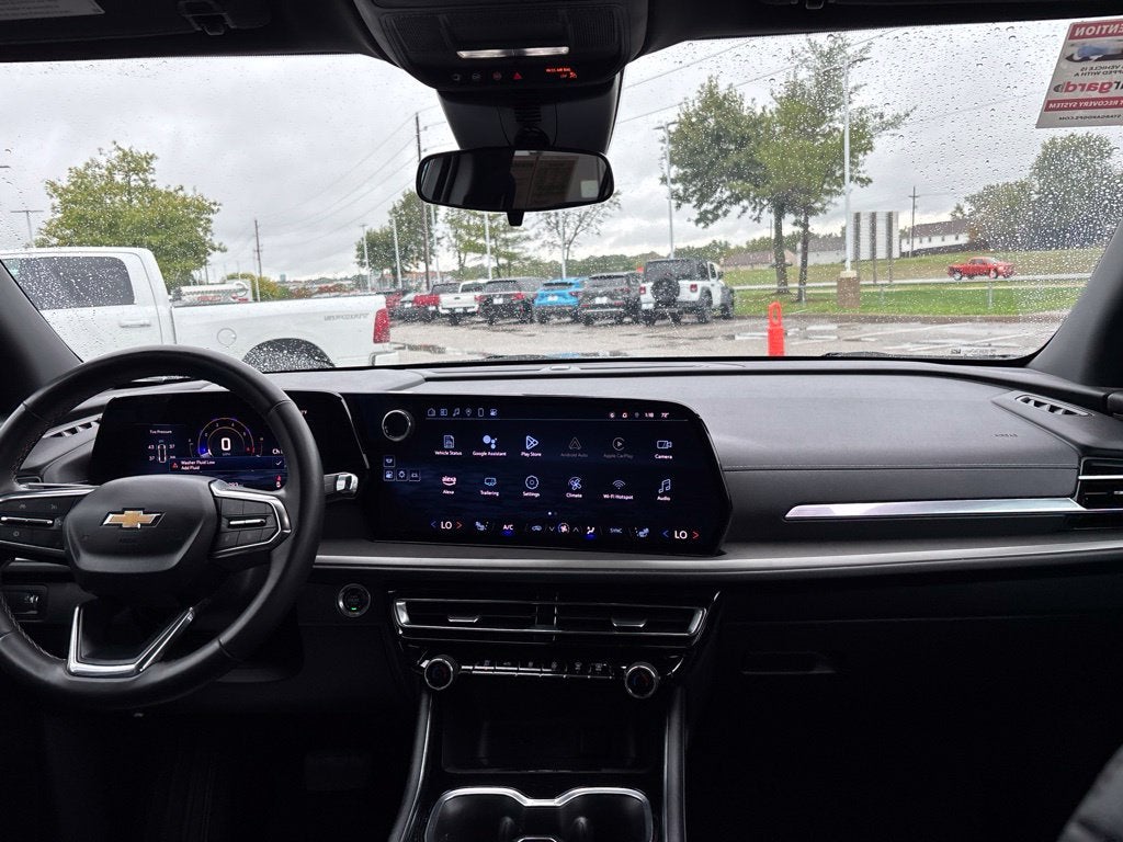 2025 Chevrolet Traverse FWD LT
