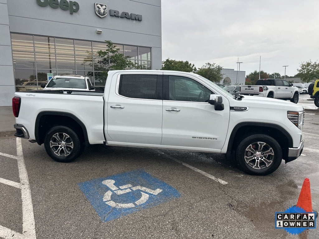 2024 GMC Sierra 1500 SLT