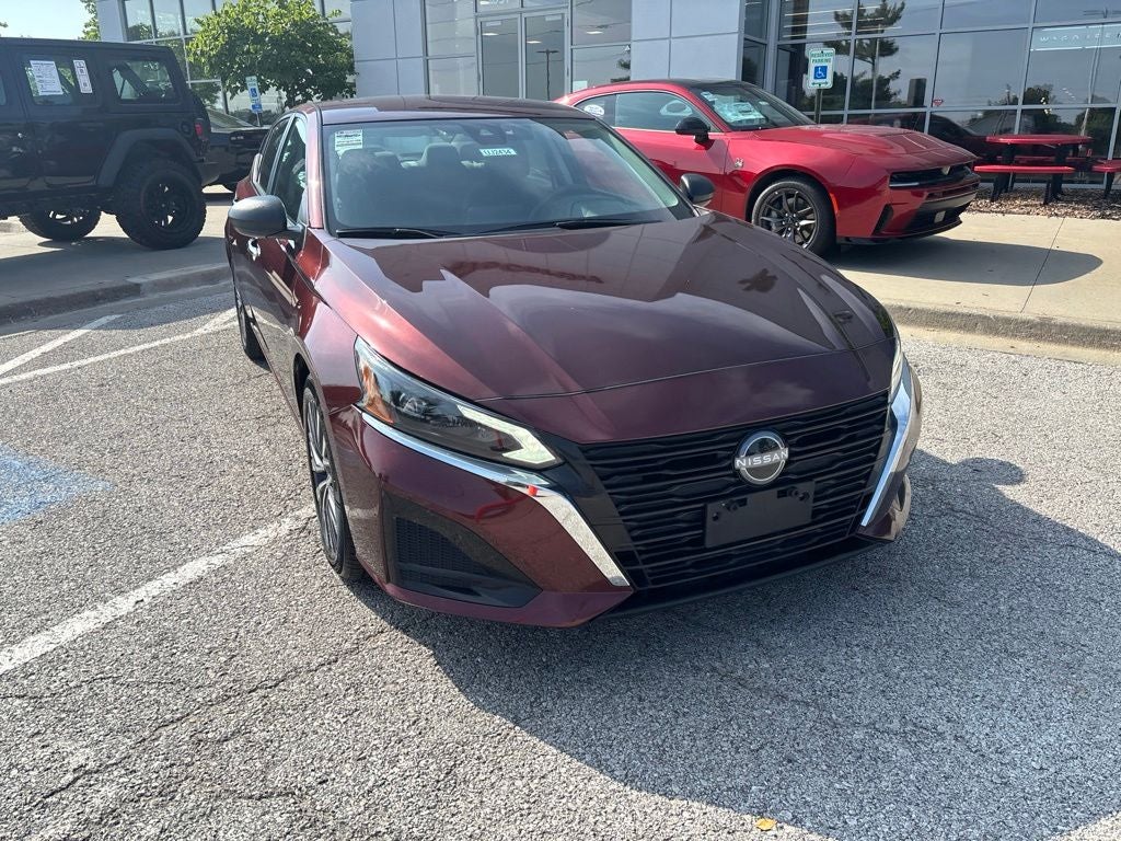 2025 Nissan Altima SV FWD