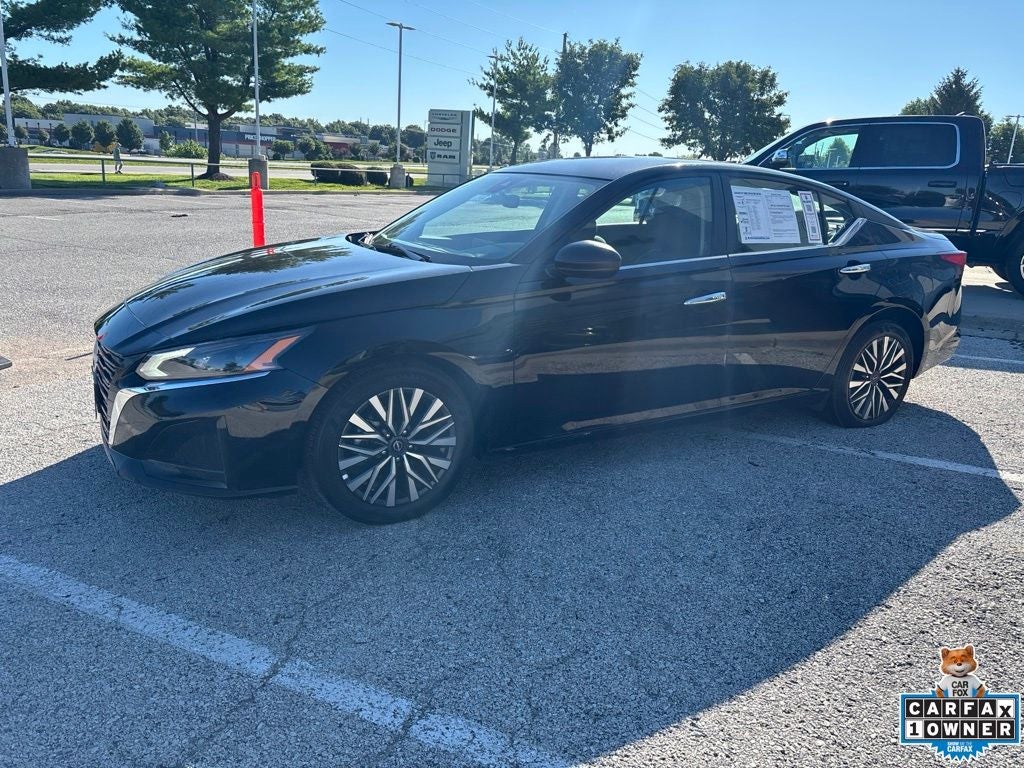 2025 Nissan Altima SV FWD