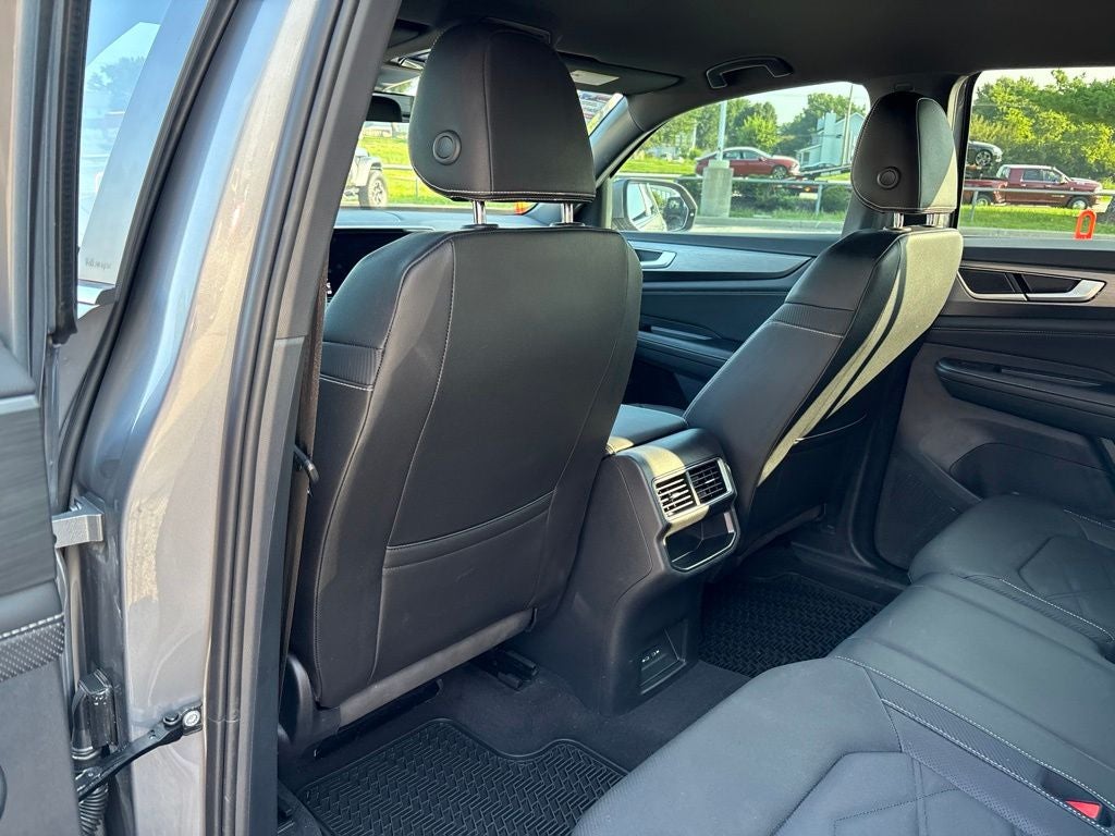 2026 Volkswagen Atlas Cross Sport SE