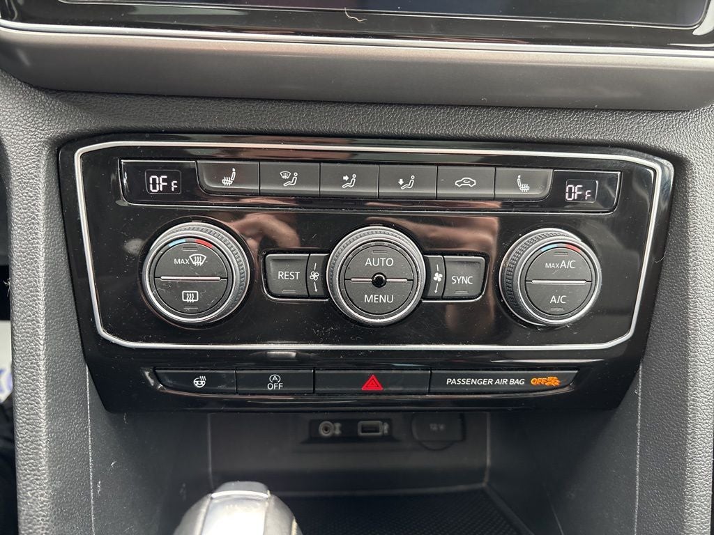 2019 Volkswagen Atlas 3.6L V6 SEL R-Line R-Line