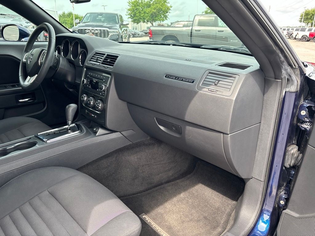 2013 Dodge Challenger SXT