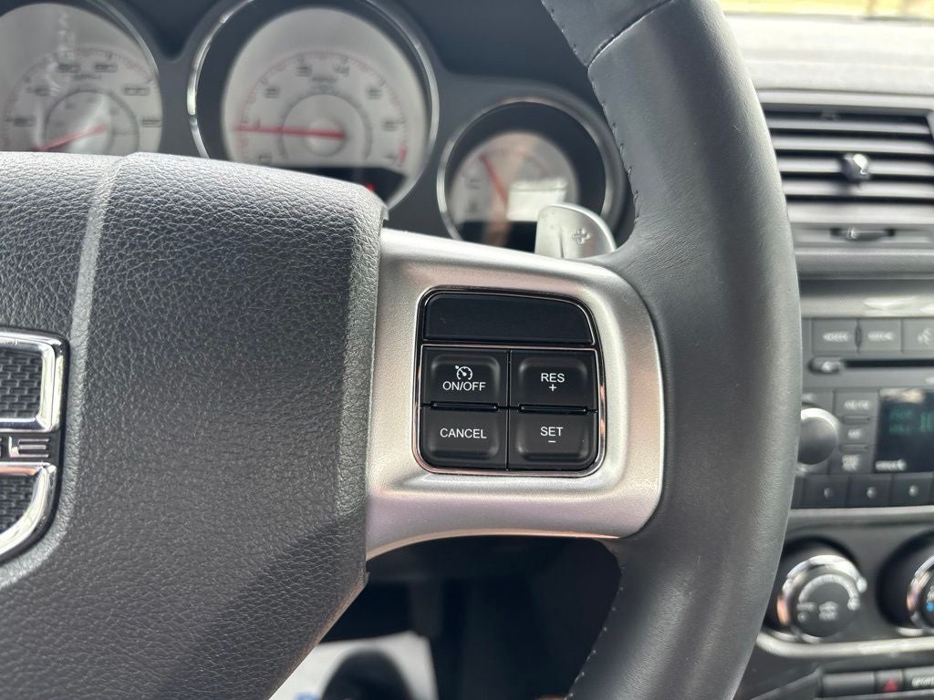 2013 Dodge Challenger SXT