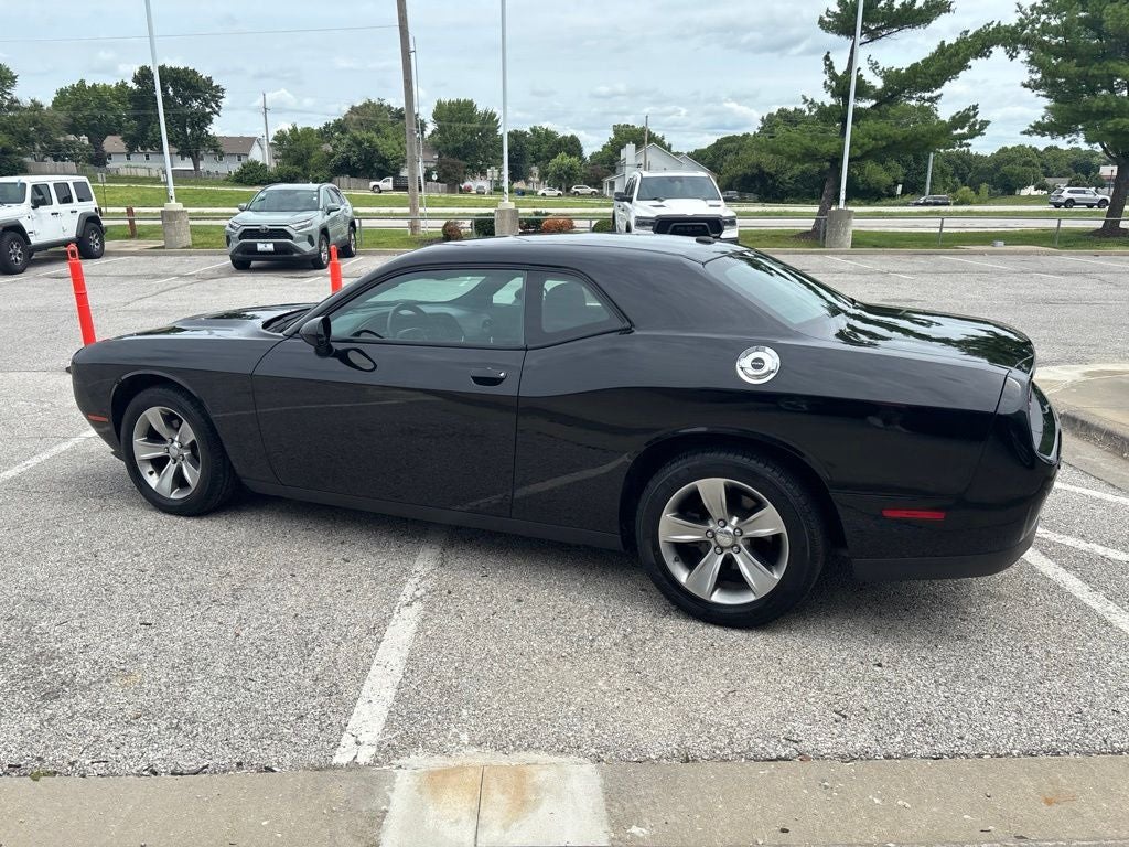 2015 Dodge Challenger SXT