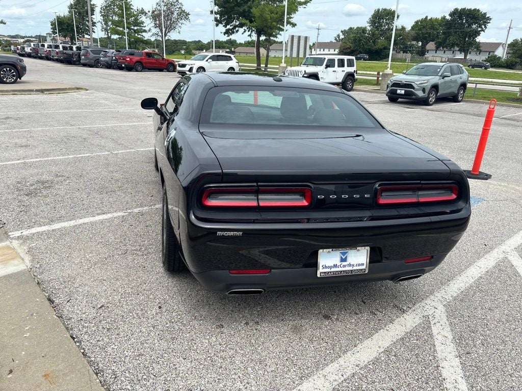 2015 Dodge Challenger SXT