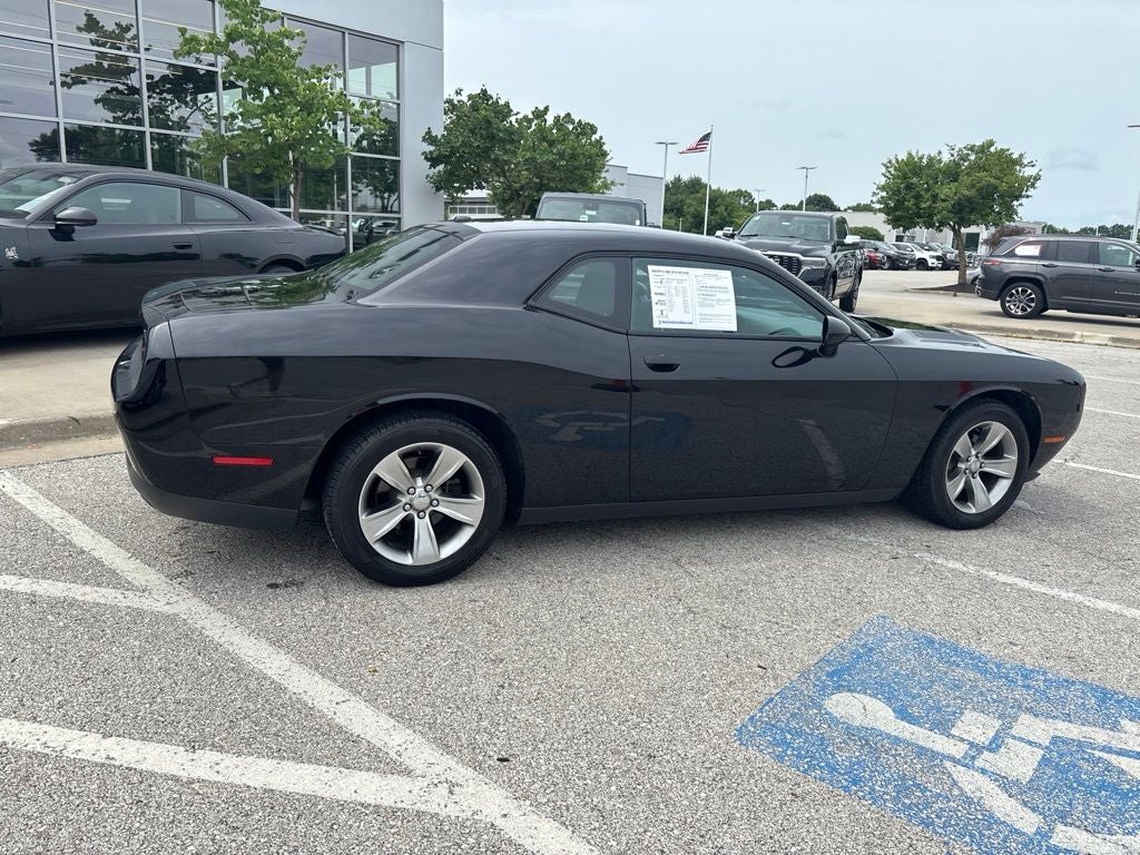 2015 Dodge Challenger SXT