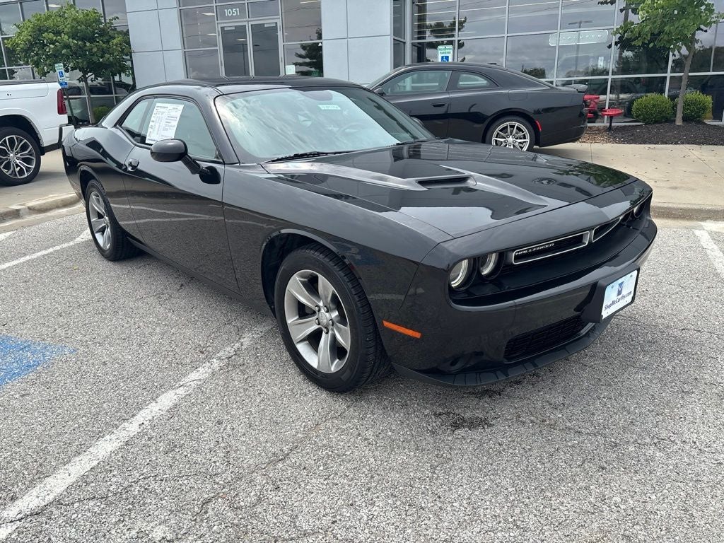 2015 Dodge Challenger SXT