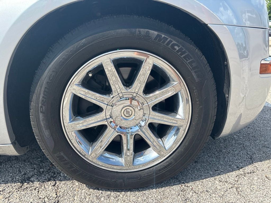 2005 Chrysler 300C Base