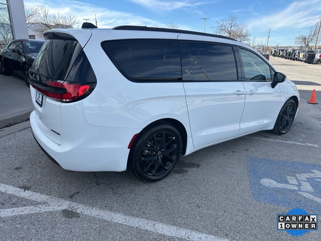 2025 Chrysler Pacifica Limited