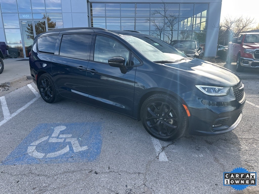 2025 Chrysler Pacifica Limited